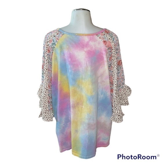 Women’s Gigio Plus Tiedye Top with animal print sleeves - Picture 2 of 9